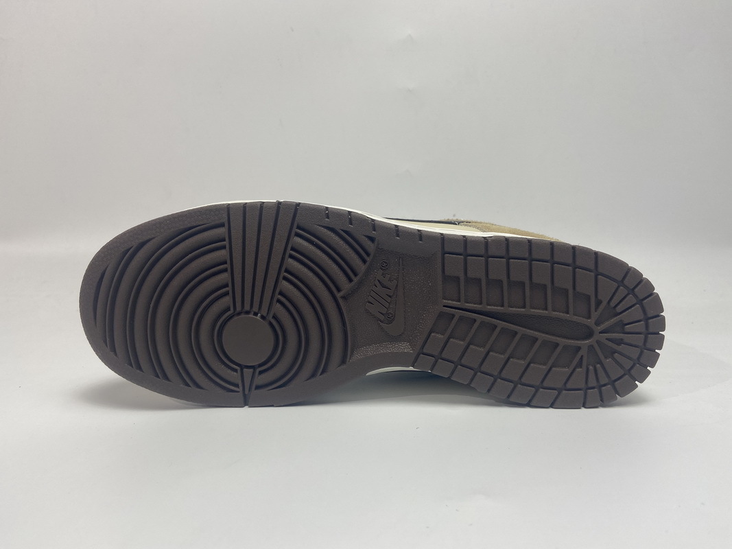 1AE444ECCB018.jpg