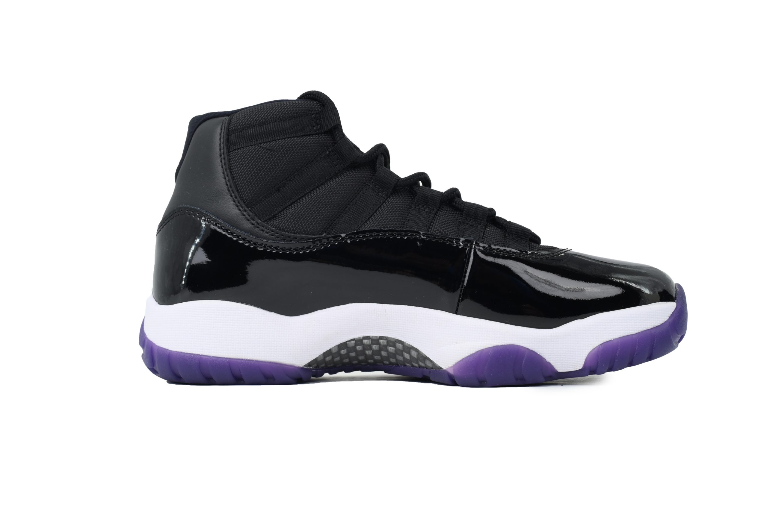 air_jordan_11_retro_blackish_purple_ct8812_999_1D1EEDDC90E12.jpg