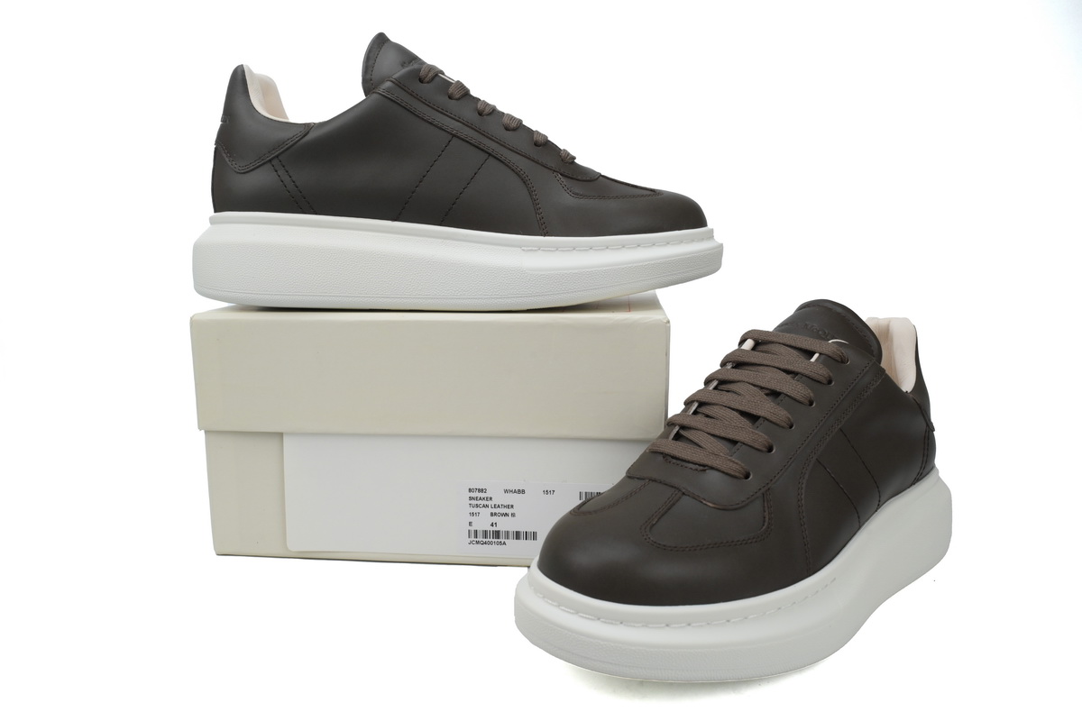 alexander_mcqueen_oversized_sneaker_dark_brown_1B2257C9F8214.jpg