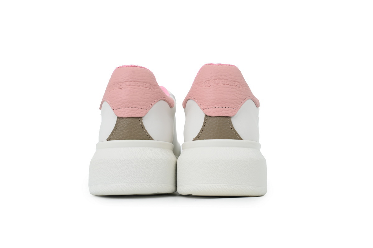 alexander_mcqueen_women_s_oversized_sneaker_white_pink_1D4969609D419.jpg