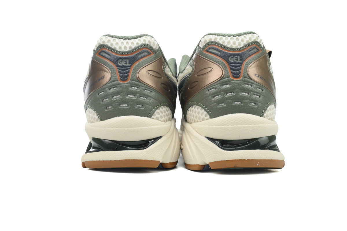 asics_gel_kayano_14_vanilla_tarmac_1201a019_250_1B4B3BA7F8318.jpg