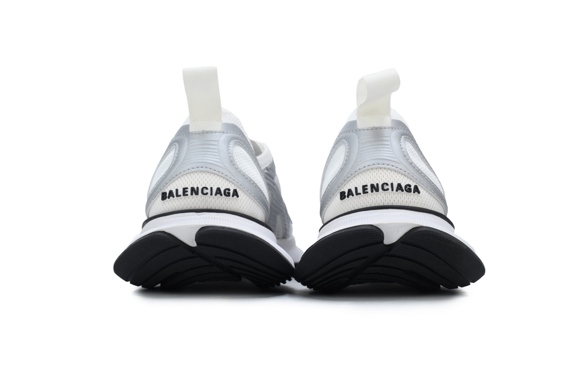 balenciaga_circuit_white_silver_793945_wflgy_9100_1B6A7FE3DCE12.jpg