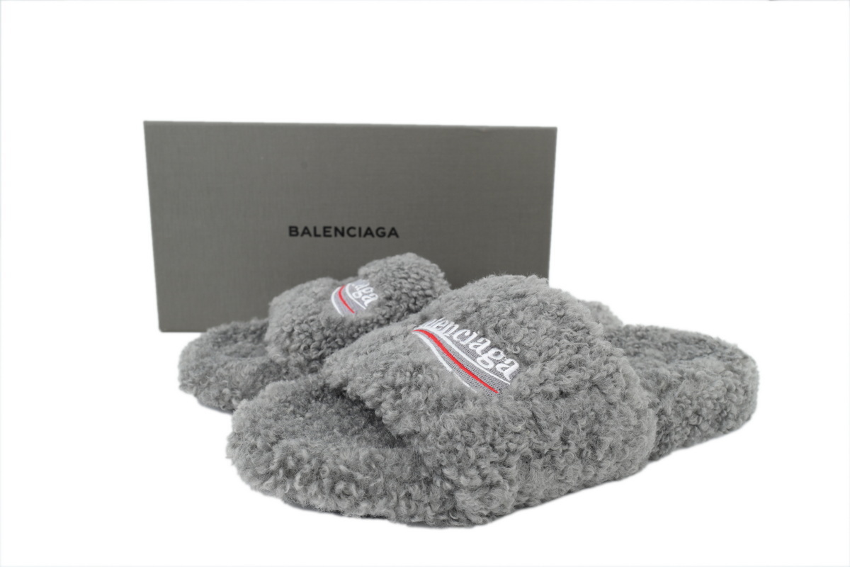 balenciaga_coke_label_furry_slides__654261_w2do1_1596_1E18AA582A219.jpg