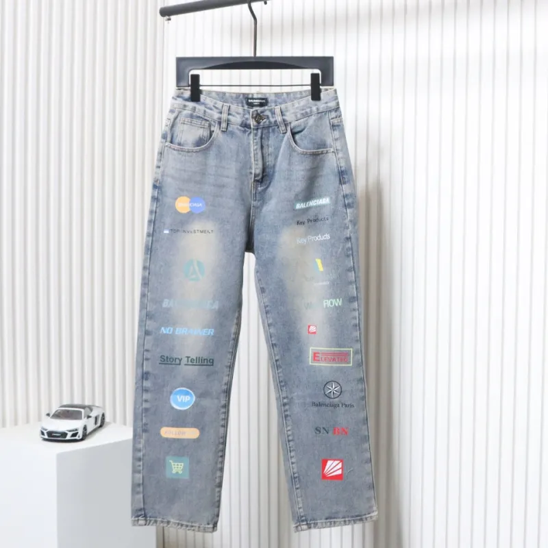 balenciaga_jeans_light_blue_1B8D33FAF761D.webp