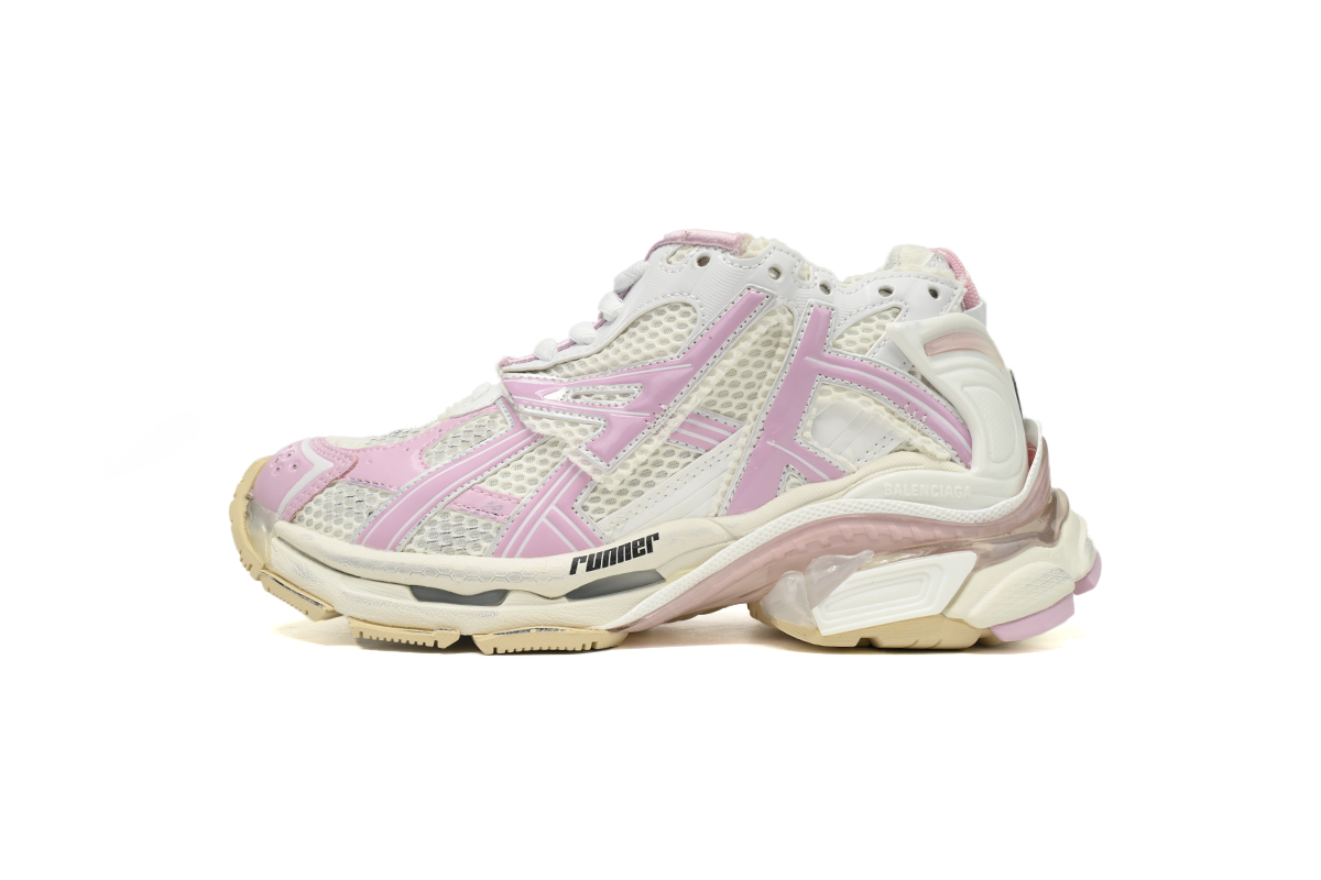 balenciaga_runner_pink_white_677403w3rb39059_1B89460262E1A.jpg
