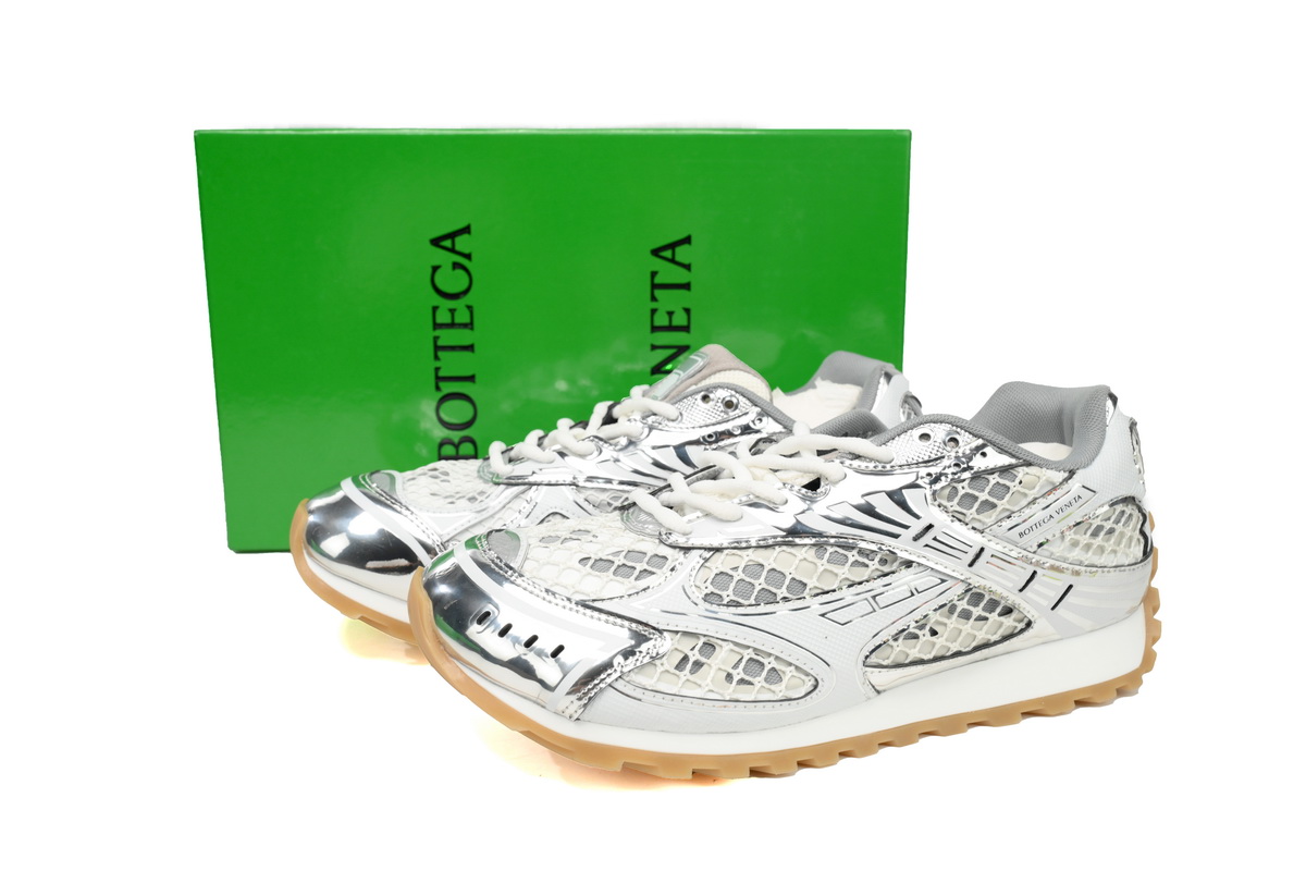 bottega_veneta_orbit_silver_white_741357v2x401425_1BB28BD7B871D.jpg