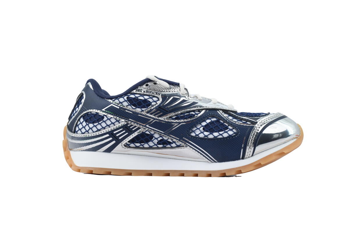 bottega_veneta_orbit_sneaker_deep_blue_silver_1CC8CAF435419.jpg