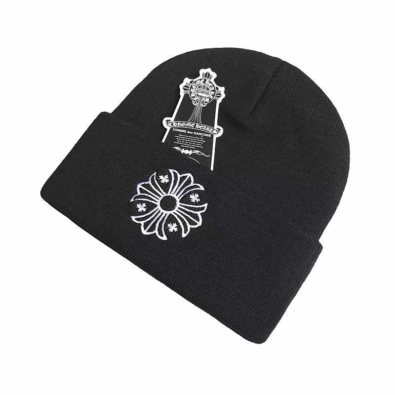 chrome_hearts_beanie___ch001_1B1E5AF34451F.jpg