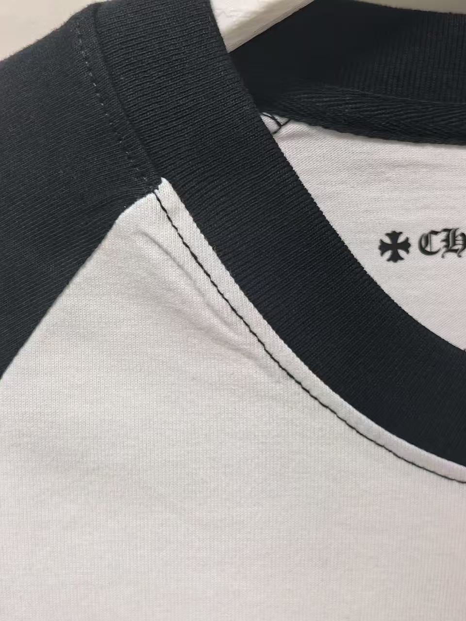 chrome_hearts_long_sleeve_shirt_white_black_y84__1E0A7568C8D14.jpg