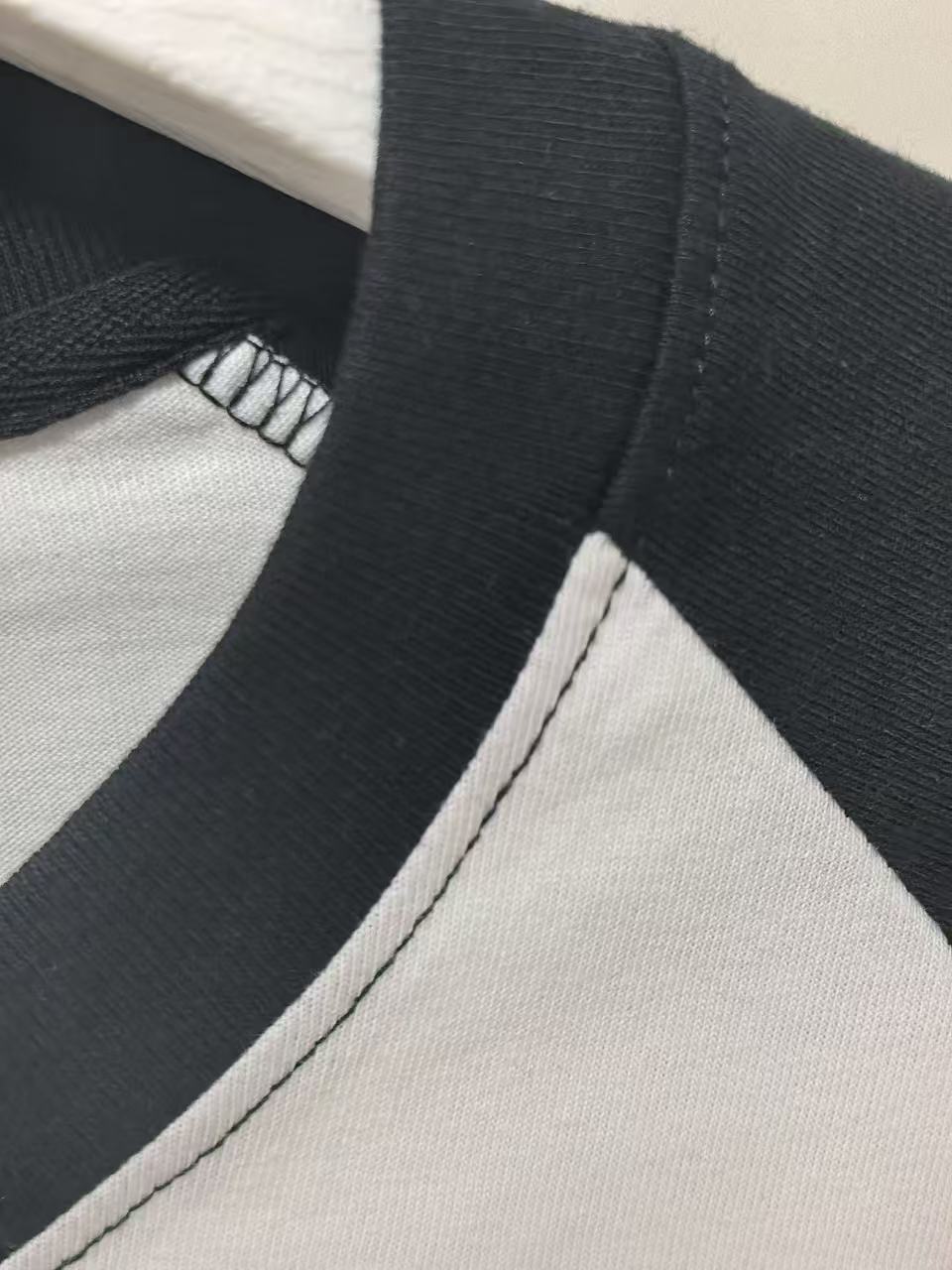 chrome_hearts_long_sleeve_shirt_white_black_y85__1E0A75DBFDA13.jpg