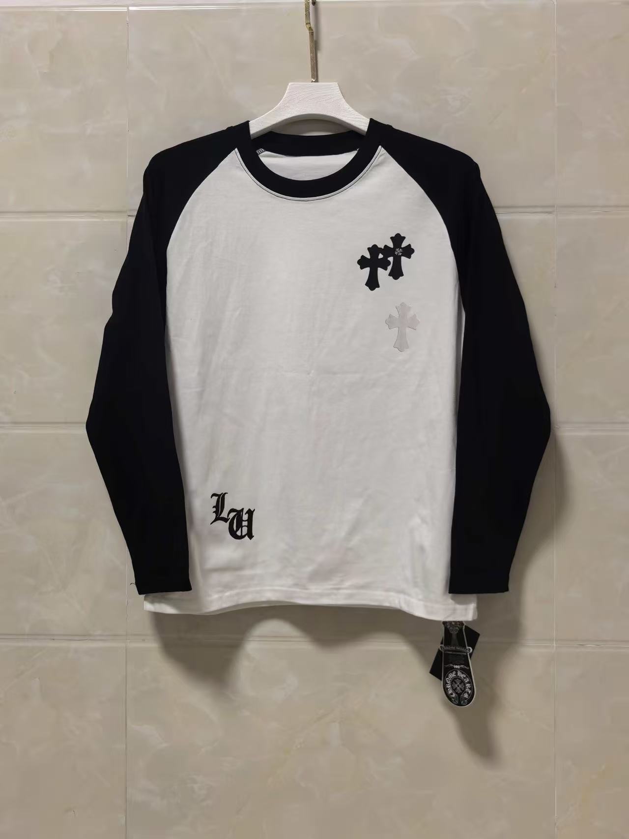 chrome_hearts_long_sleeve_shirt_white_black_y87__1E016AAD80610.jpg