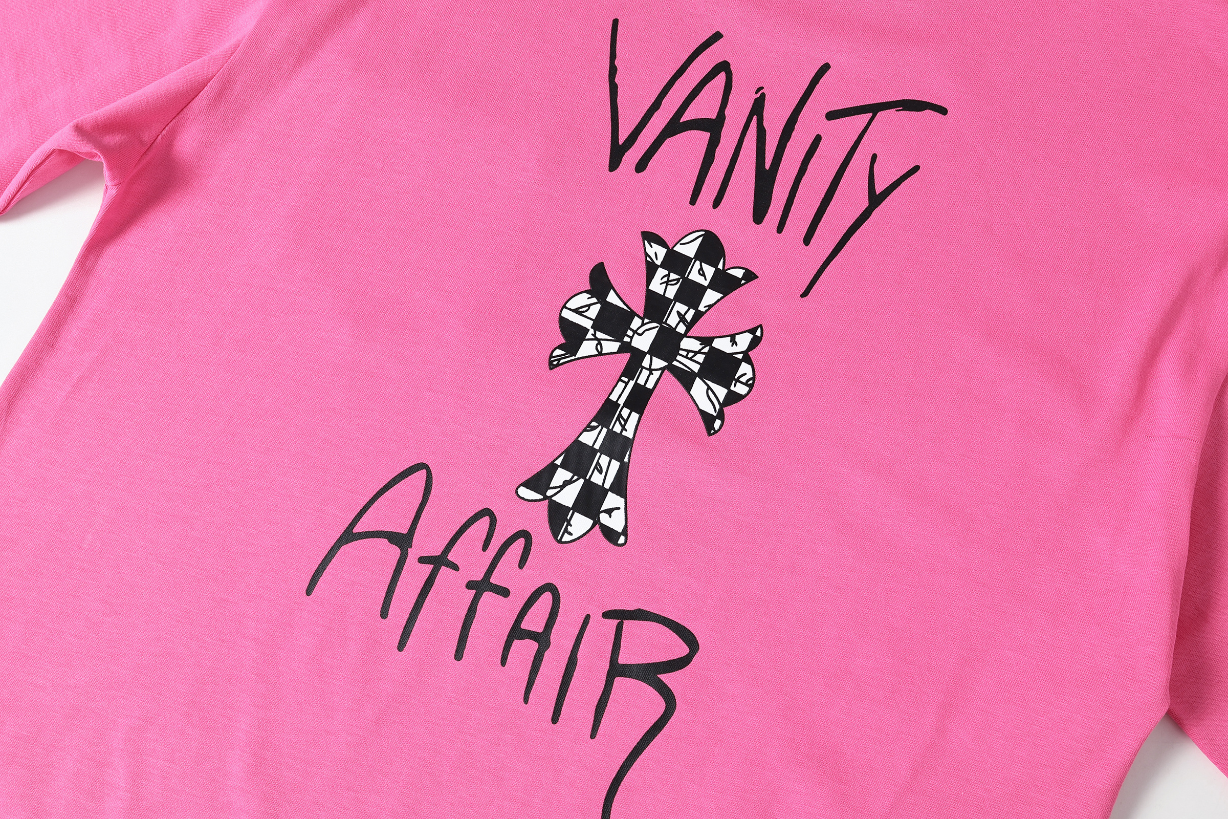 chrome_hearts_matty_boy_vanity_affair_t_shirt_1DDD68053571F.jpg