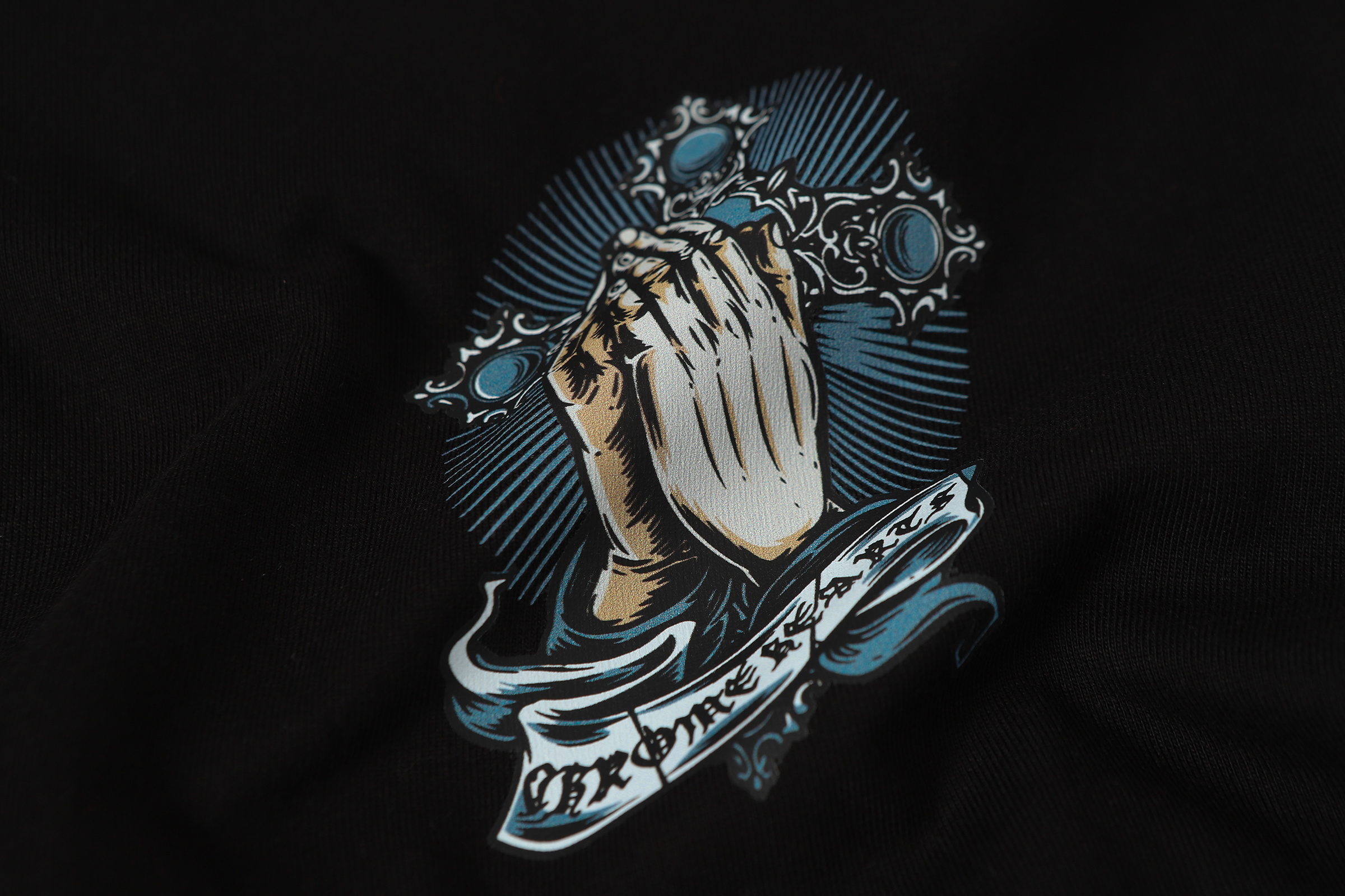 chrome_hearts_praying_hands_t_shirt_black_1DD992A87F018.jpg