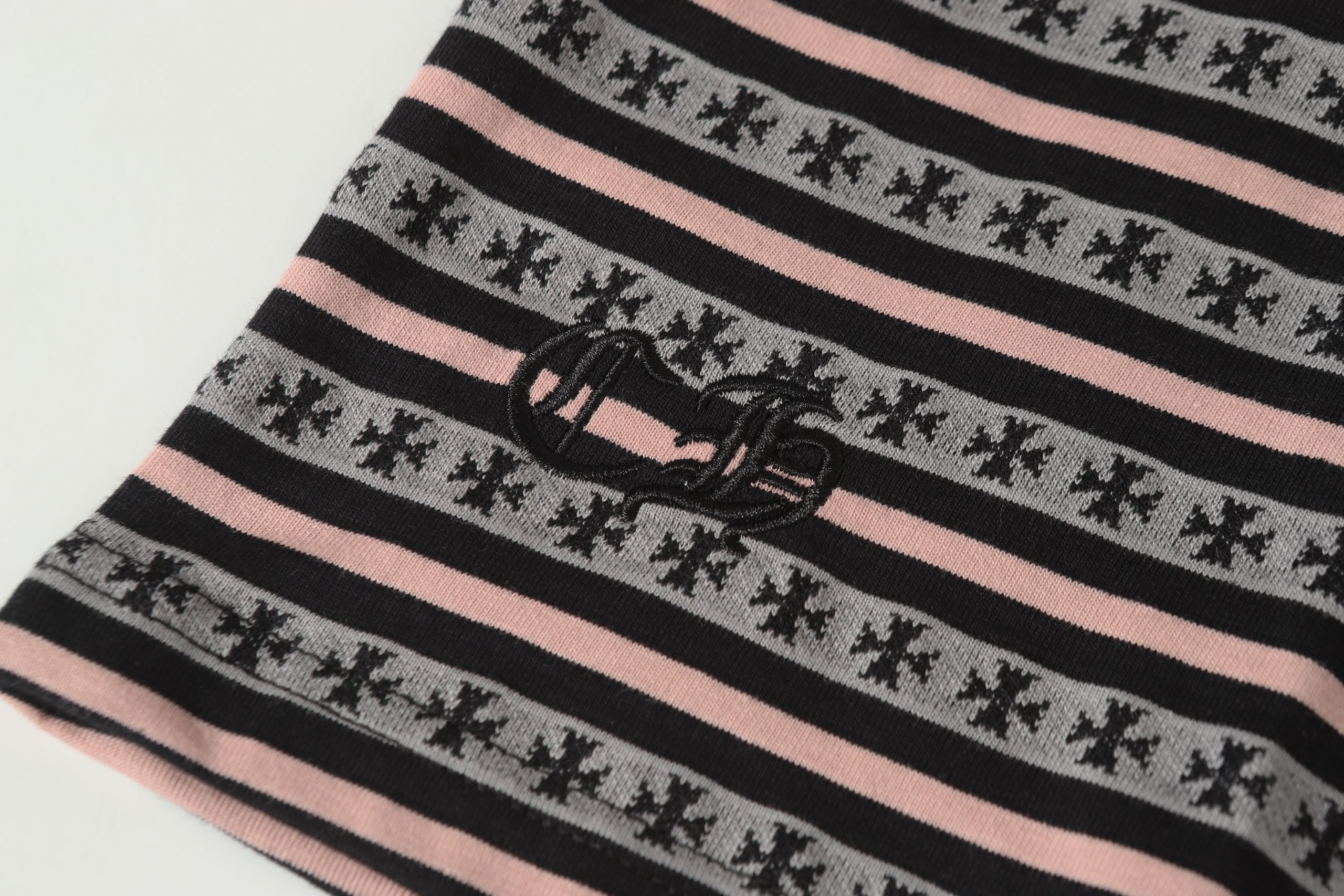 chrome_hearts_stripe_logo_tee_1DD9802F23418.jpg