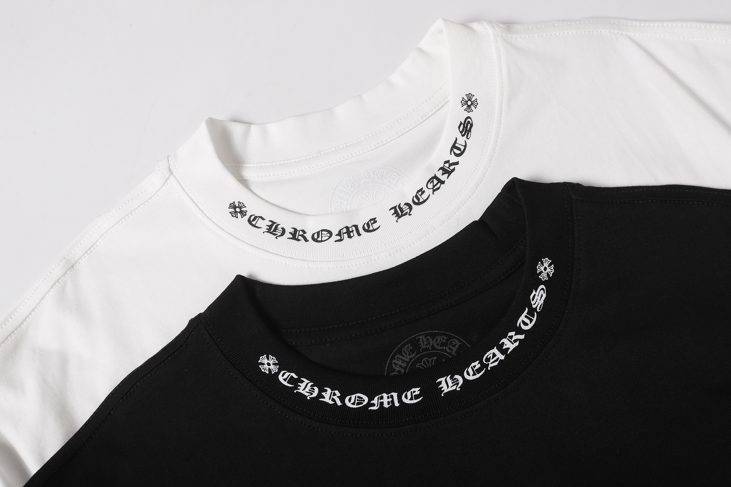 chrome_hearts_t_shirt__2237_1DF4A419FBF15.jpg