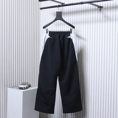 copy_of_balenciaga_track_pant_black_green_1EA8B85107E1E.jpeg