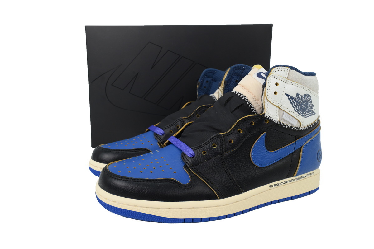 jordan_1_retro_high_og_sp_fragment_x_union_la_sport_royal_io7847_001_1D85EA9A31710.jpg