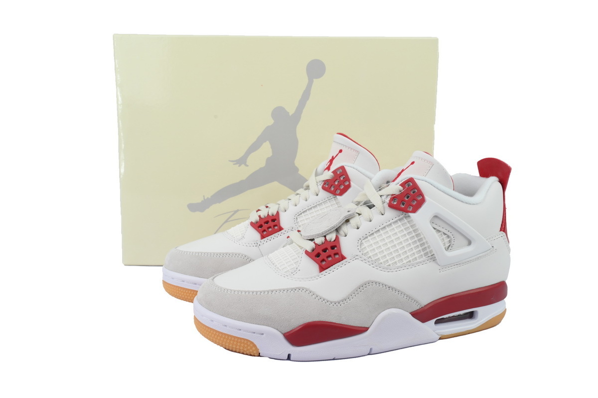 jordan_4_retro_sb_varsity_red_dr5415_106_1D30E6A2E1C12.jpg