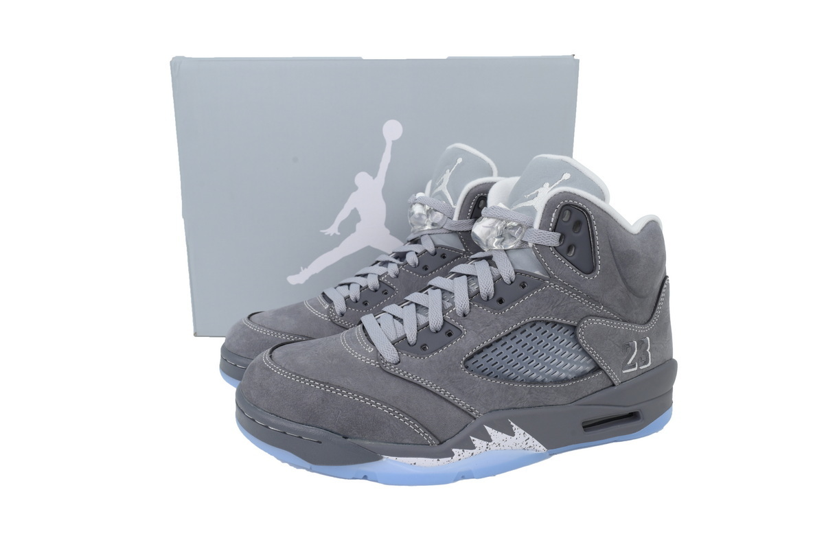 jordan_5_retro_wolf_grey_2026_dd0587_002_1D66F6AEF1013.jpg