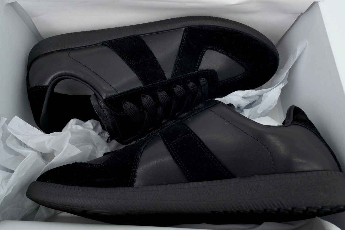 maison_margiela_replica_black_s57ws0236p1897900_1CC9F311BB41A.jpg