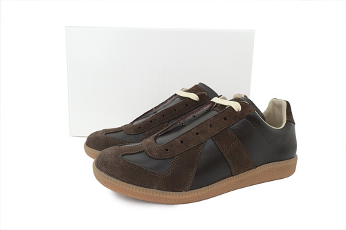 maison_margiela_replica_dark_brown_1E7BBC7511817.jpg