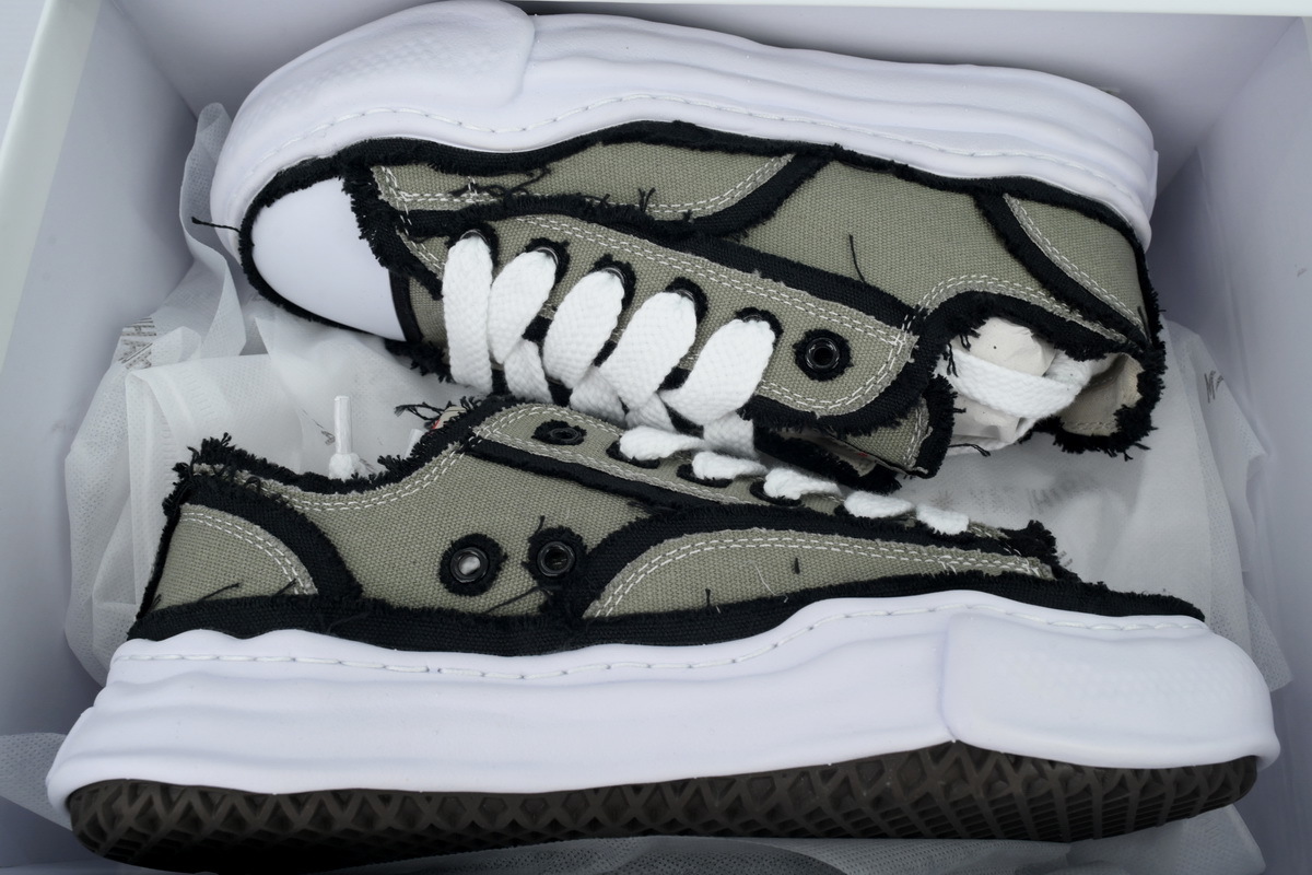 maison_mihara_yasuhiro_blackish_green_a09fw721_1CEE29C49B21F.jpg