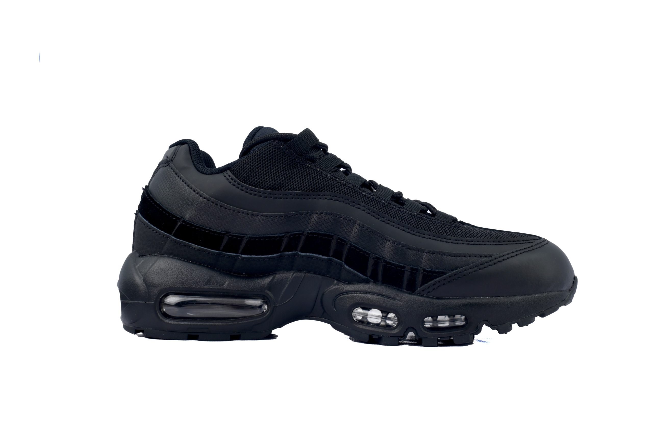 nike_air_max_95_essential_triple_black_ci3705_001_1C78FD8024E1E.jpg