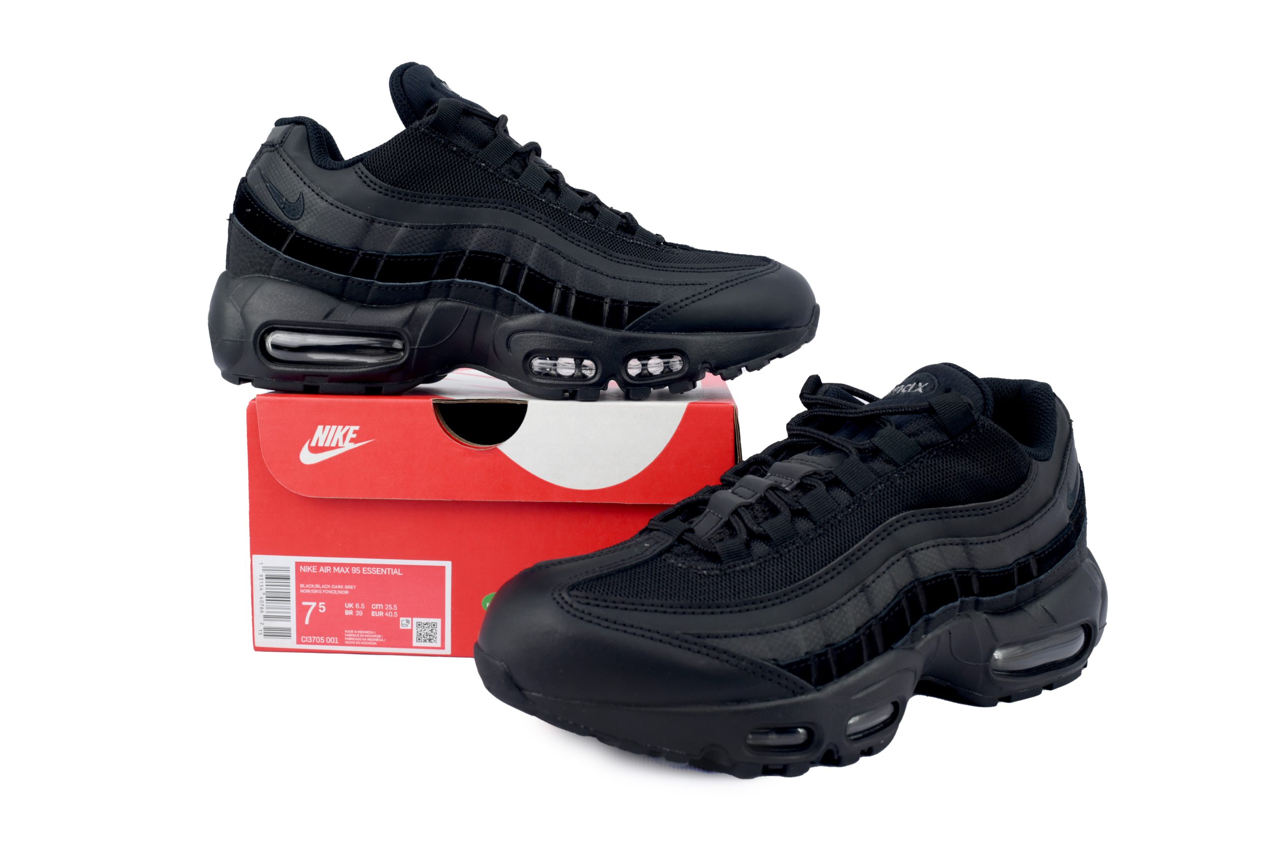 nike_air_max_95_essential_triple_black_ci3705_001_1C78FD81B9F12.jpg