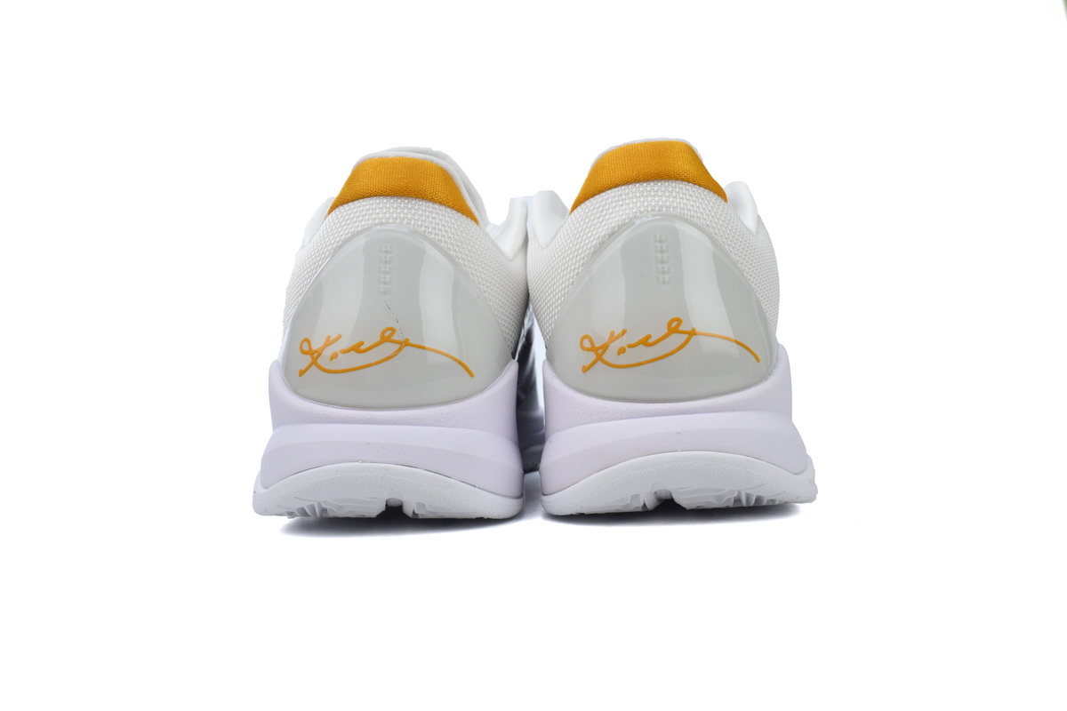 nike_kobe_5_protro_bruce_lee_alternate_cd4991_101_1B105B9583018.jpg