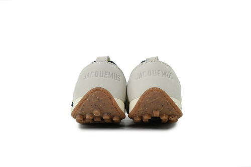 nike_moon_shoe_sp_jacquemus_alabaster_hv8547_700_1E6EE702AC31E.jpg