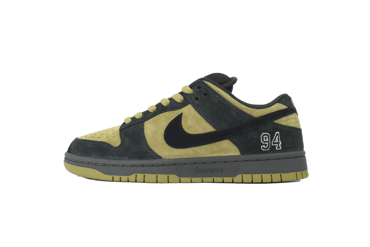 nike_sb_dunk_low_supreme_94_camper_green_hq8487_300_1D170B1F83216.jpg