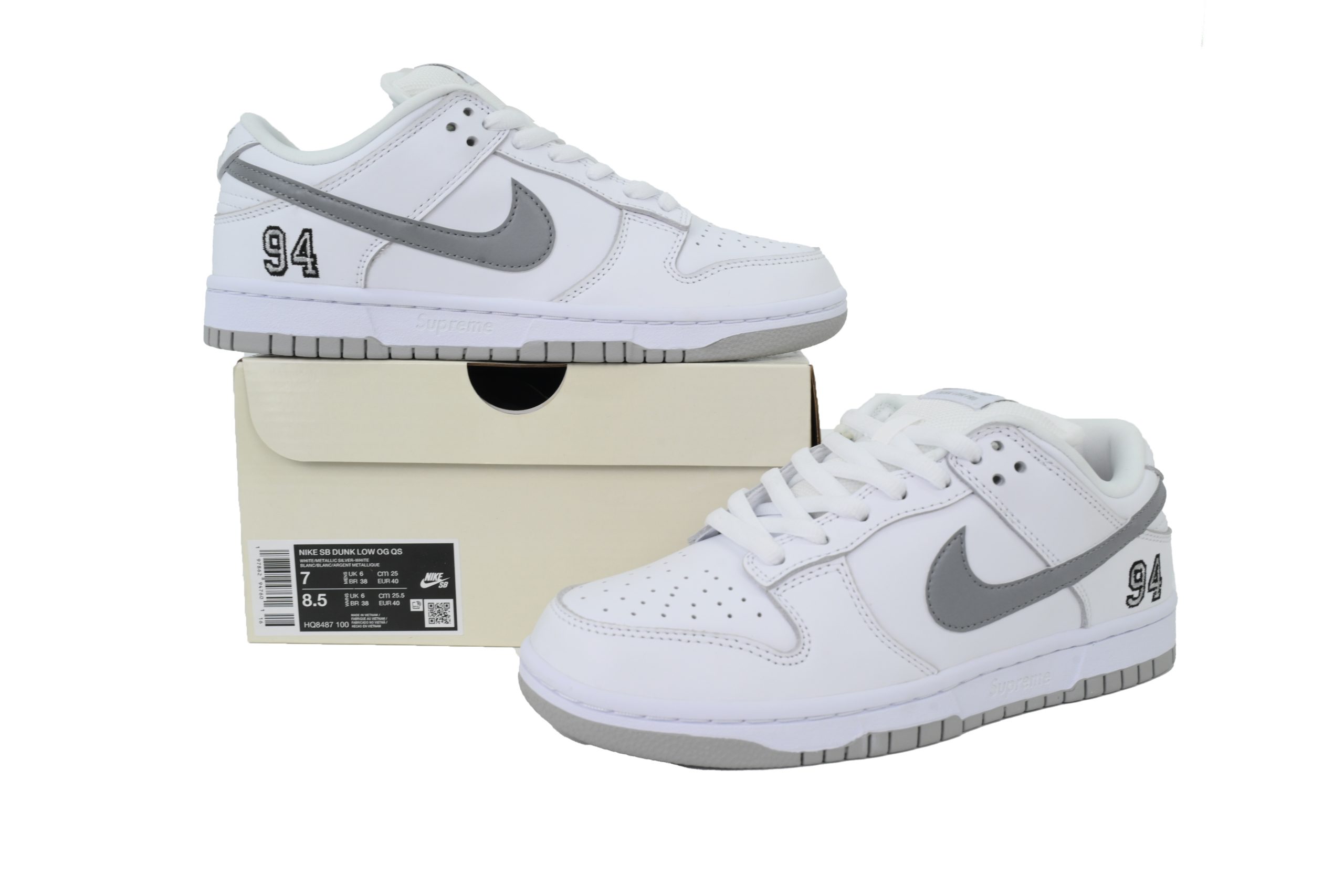 nike_sb_dunk_low_supreme_94_white_metallic_silver_hq8487_100_1D170774F2713.jpg