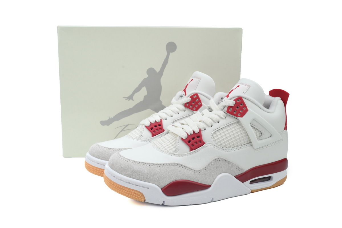 nike_sb_x_air_jordan_4_retro_sp_varsity_red_friends___family_dr5415_106_1D30E76670018.jpg