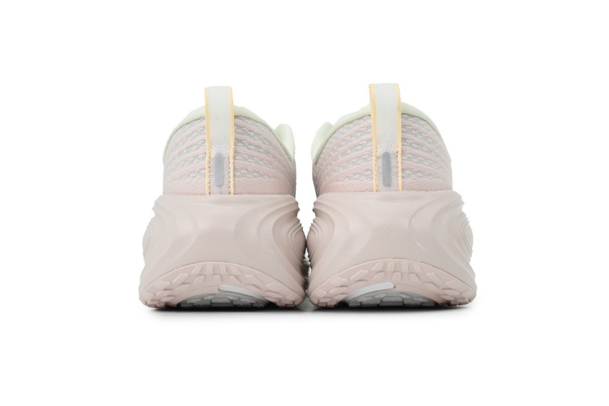 nike_vomero_plus_silt_red_wmns_hv8154_603_1D7CDD8004710.jpg