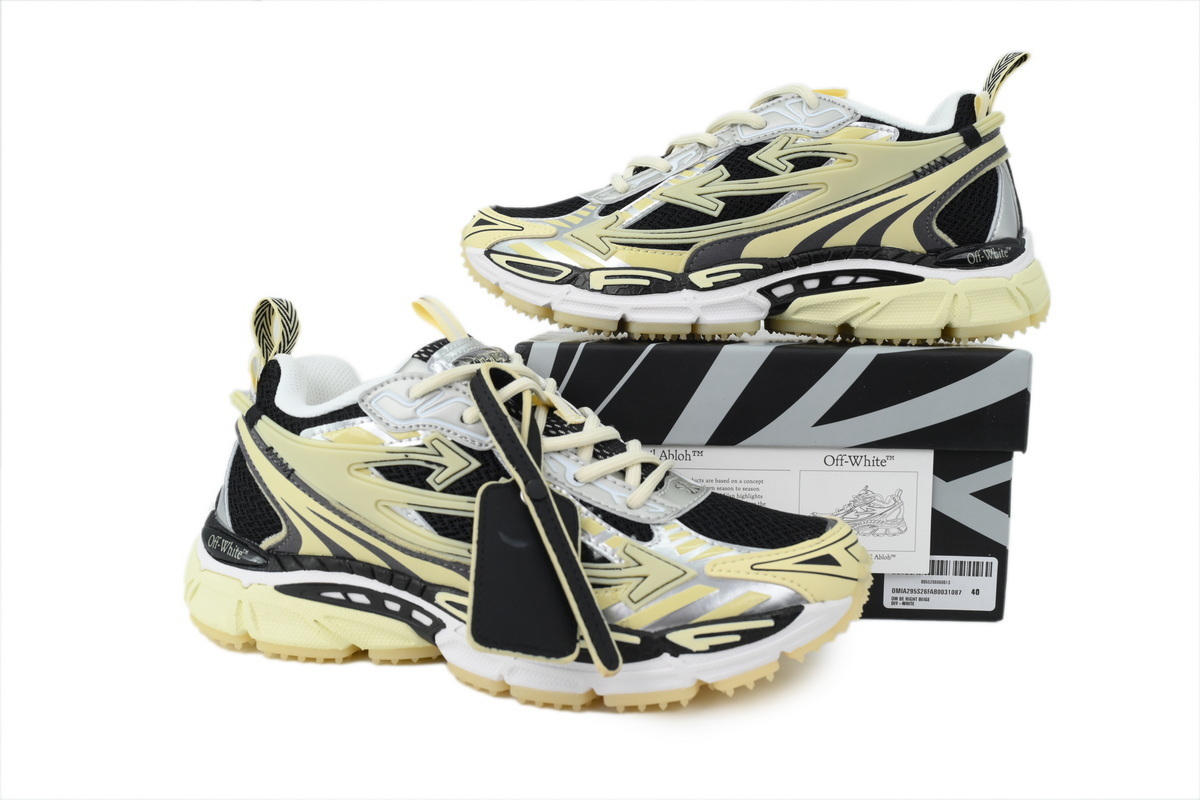 off_white_be_right_back_glow_in_the_dark_omia295s26fab0031087_1DF20C9DA5810.jpg