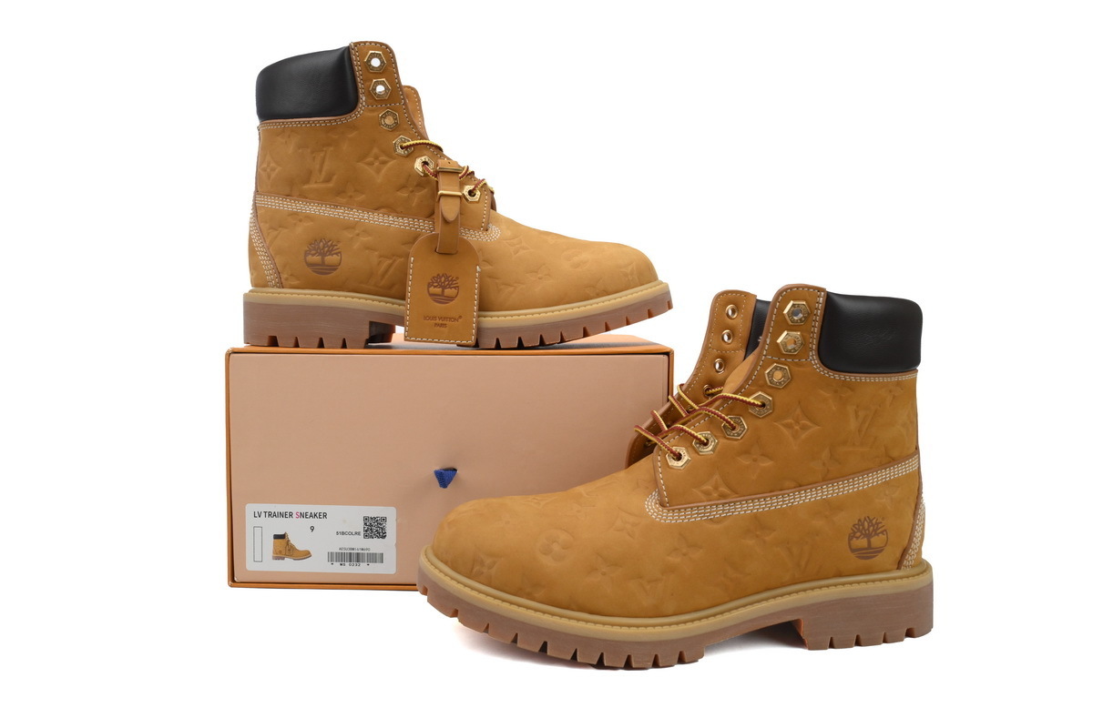 timberland_6_inch_ankle_boot_embossed_monogram_wheat_1ad7yn_1D9F9D9D54D19.jpg