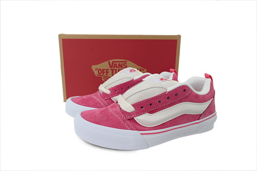 vans_knu_skool_retro_pink_vn0009qcbj1__1E89F2A1FDC11.jpg