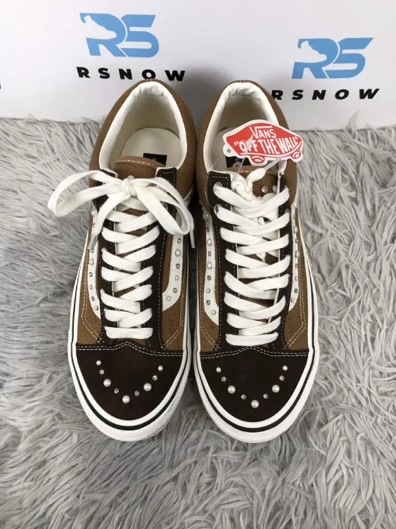 vans_lx_old_skool_36_pearlized_pack_vintage_cocoa_brown_vn000e8vfst_1EA8D828B4C1F.png